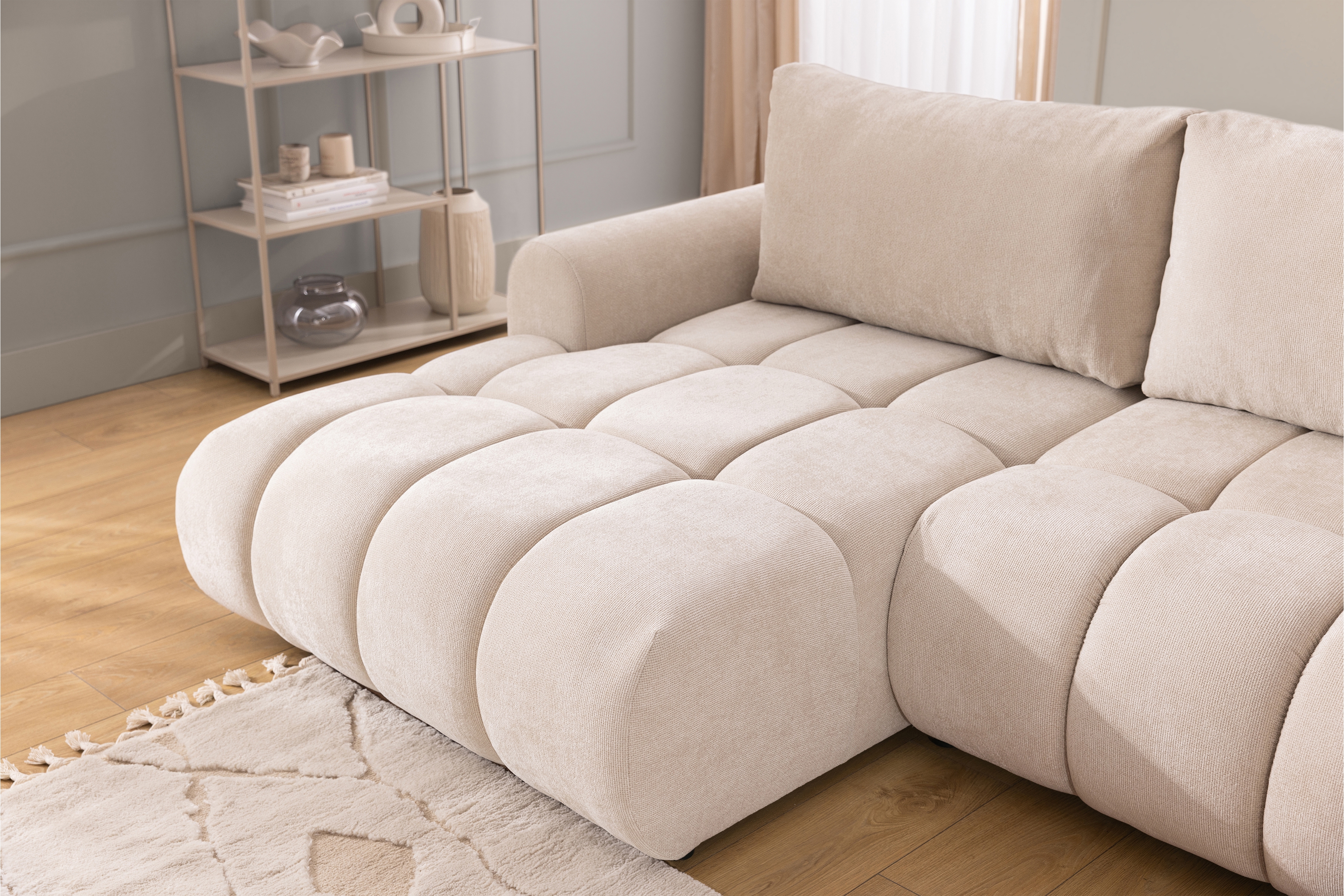 Rozkládací rohová sedací souprava Lutario Mini levá - béžová Venice 2026 Rohová sedací souprava Lutario Mini rozkládací levá - béžová plecionka hydrofobowa Venice 2026