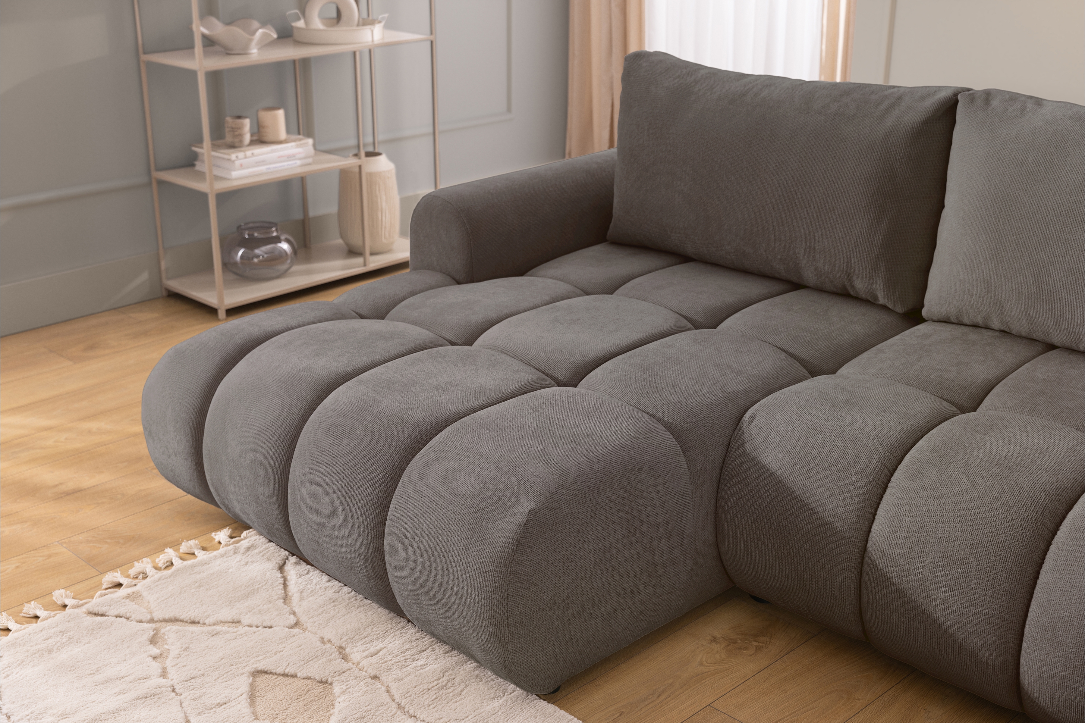 Rozkládací rohová sedací souprava Lutario Mini levá - šedohnědá Venice 2022 Rohová sedací souprava Lutario Mini rozkládací levá - hnědá plecionka hydrofobowa Venice 2022