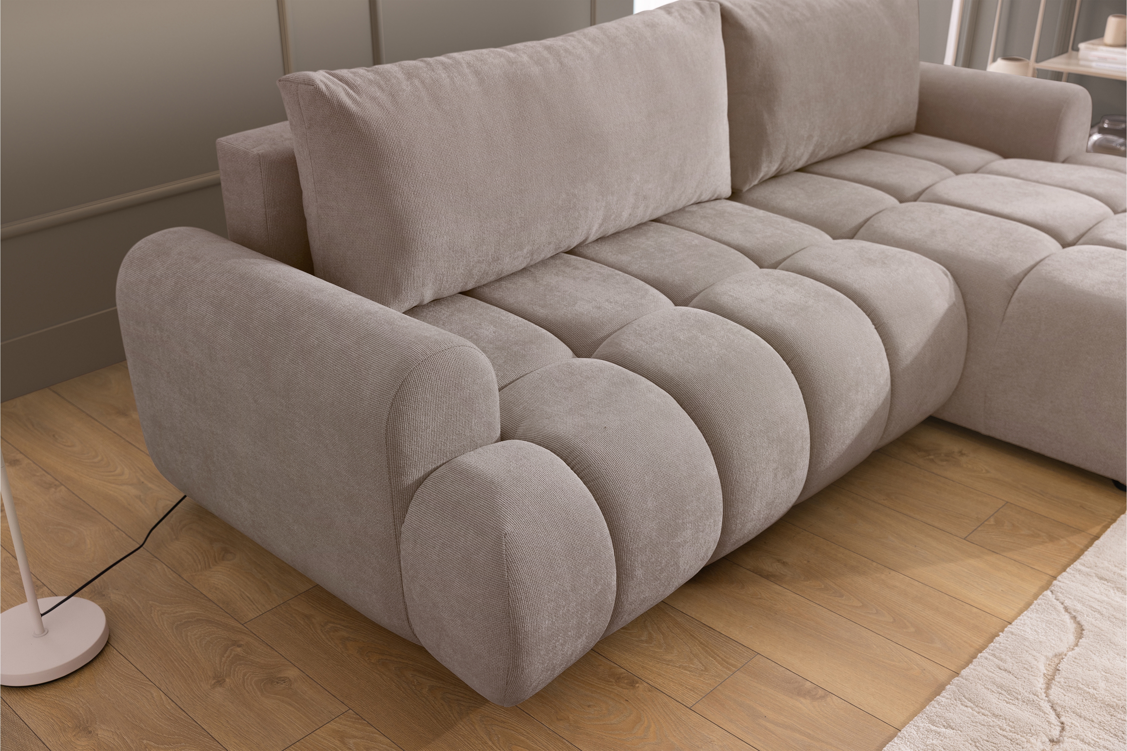 Rozkládací rohová sedací souprava Lutario Mini pravá - tmavě béžová Venice 2031 Rohová sedací souprava Lutario Mini rozkládací pravá - ciemnobezowa plecionka hydrofobowa Venice 2031