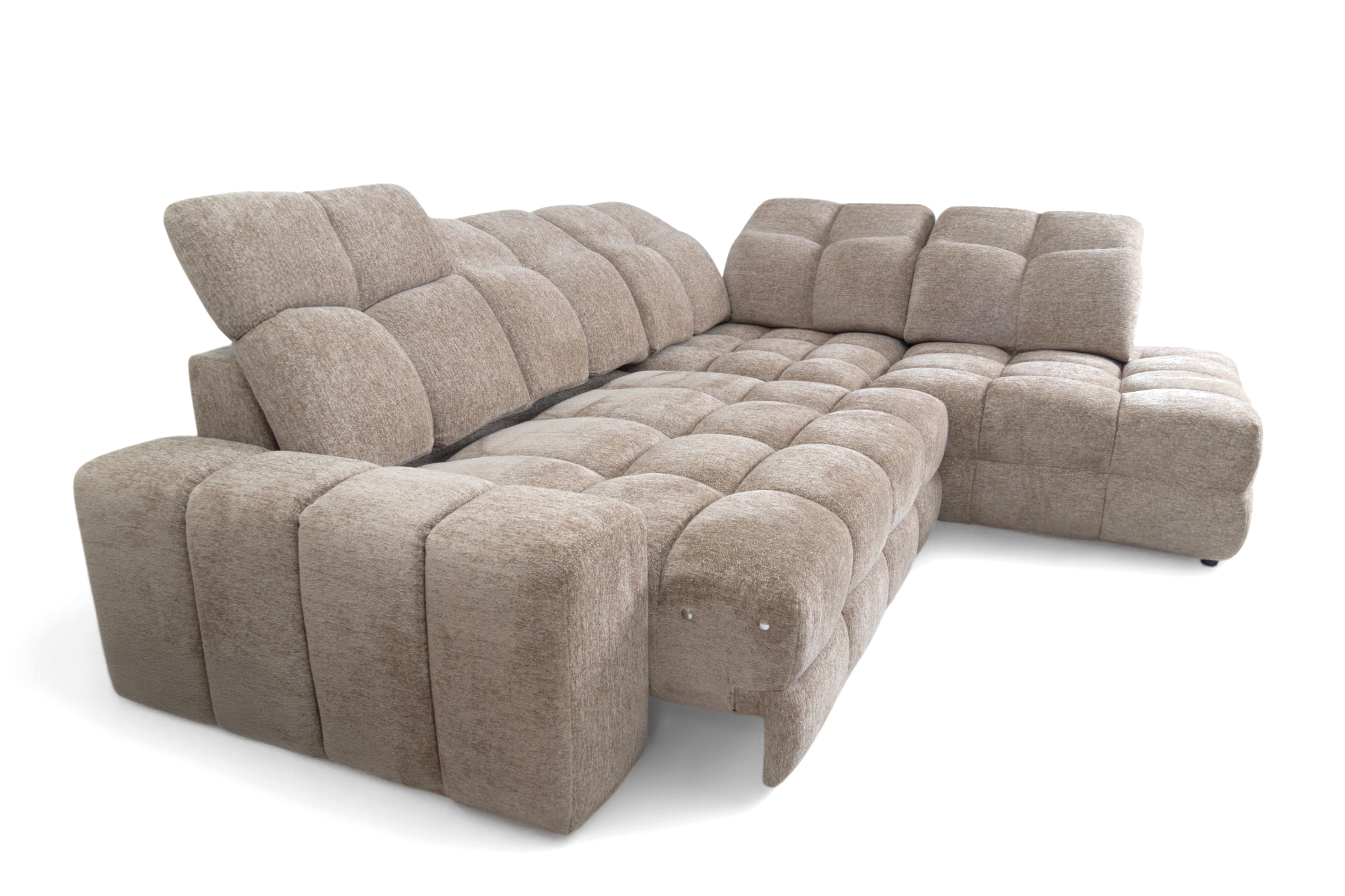 Rohová sedací souprava Magnelio Prestige L s elektrickým výsuvem pravá – béžová boucle Raven 34 Rohová sedací souprava Magnelio Prestige L z elektricky wysuwanym sedadlem pravá - béžová boucle Raven 34