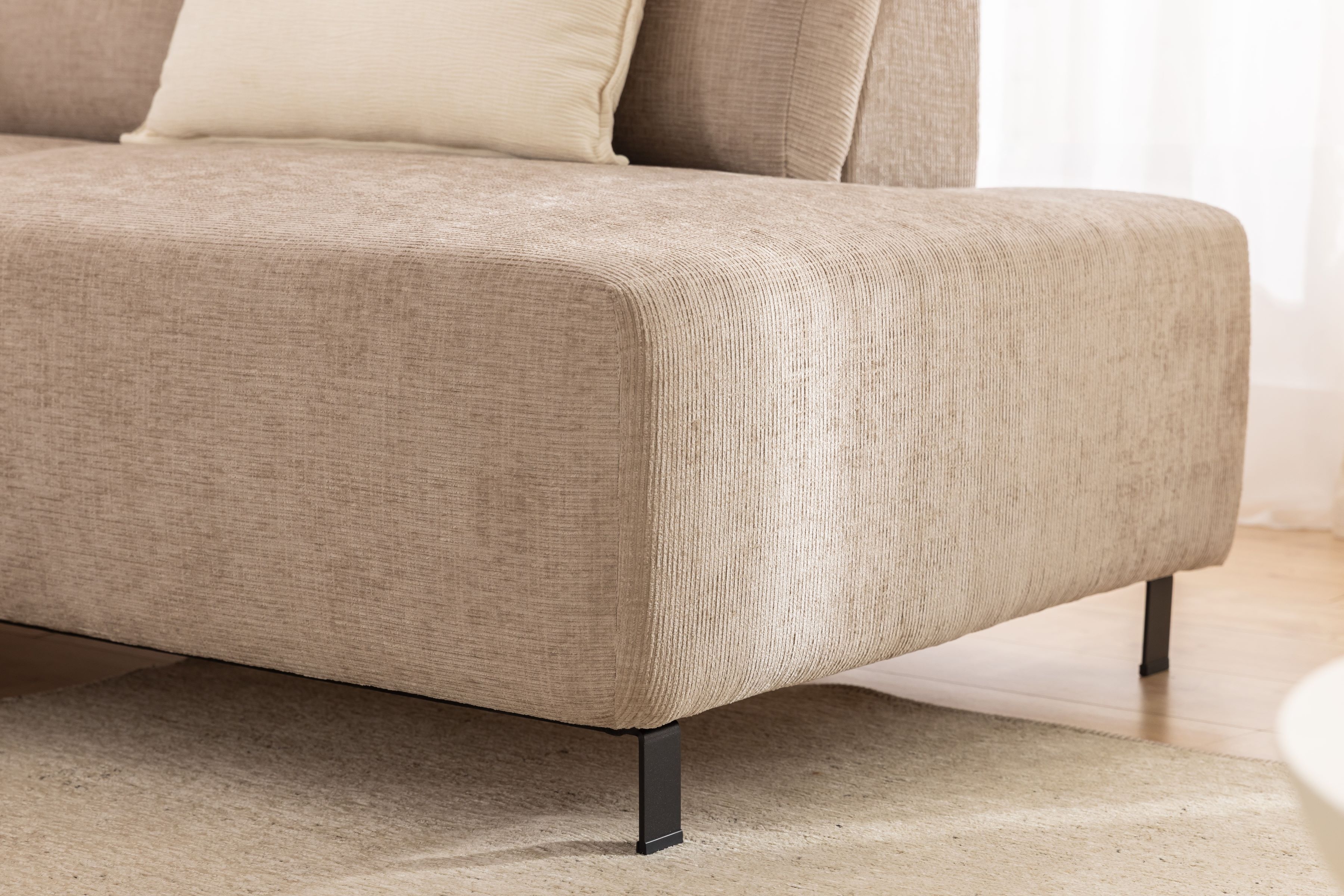 Rohová sedacia súprava Magnis L s funkciou spania pravá - béžový šenil Sierra 744 - Koncovka Série Rohová sedacia súprava Magnis L s funkciou spánku pravá strana - béžový šenil Sierra 744 - Koncovka Série