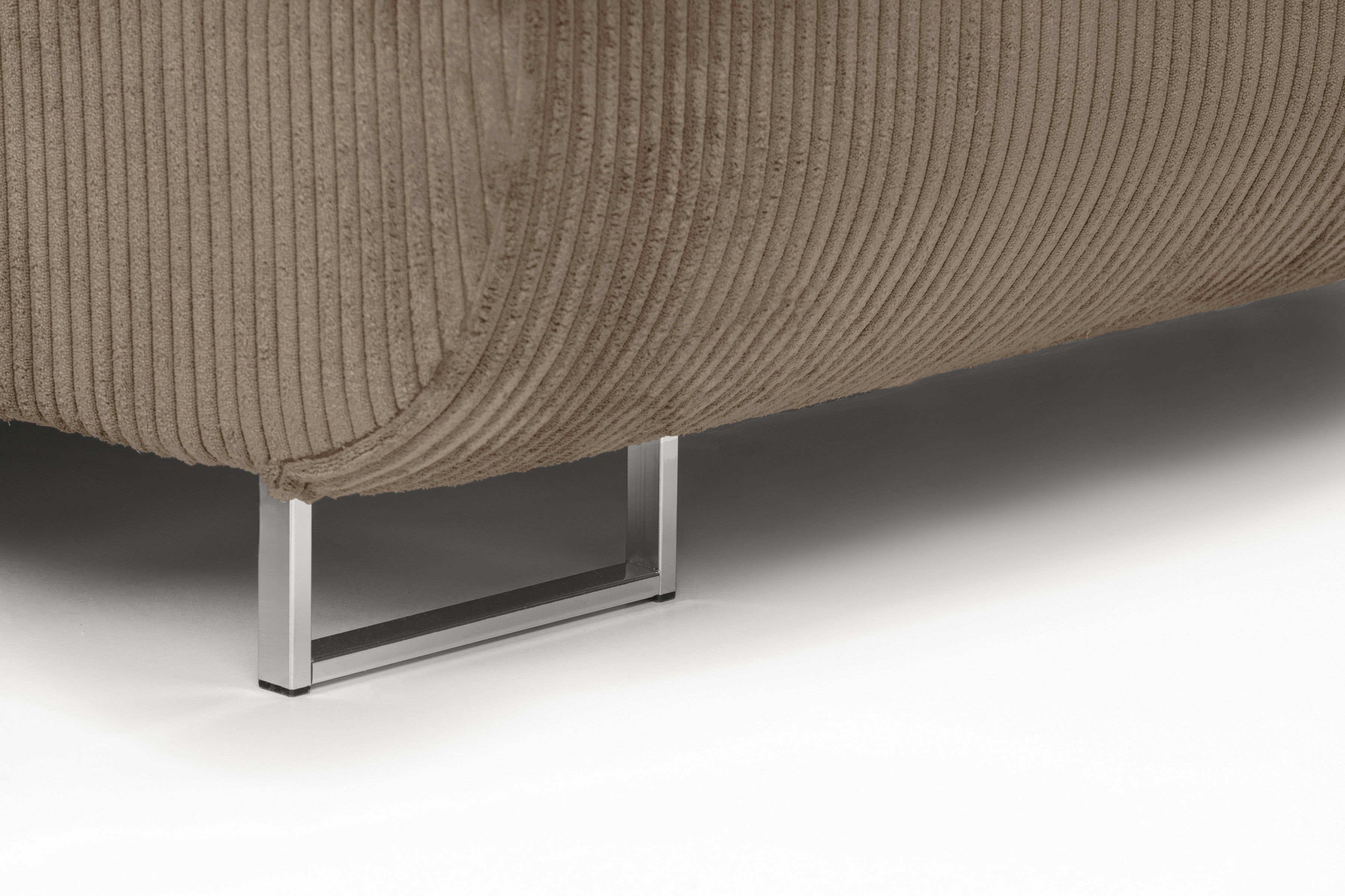 Rohová sedací souprava Annabelle L pravá - béžová Lincoln 17 / chromované nožky Rohová sedací souprava pravá strana do obývacího pokoje Annabelle - béžový manšestr Lincoln 17