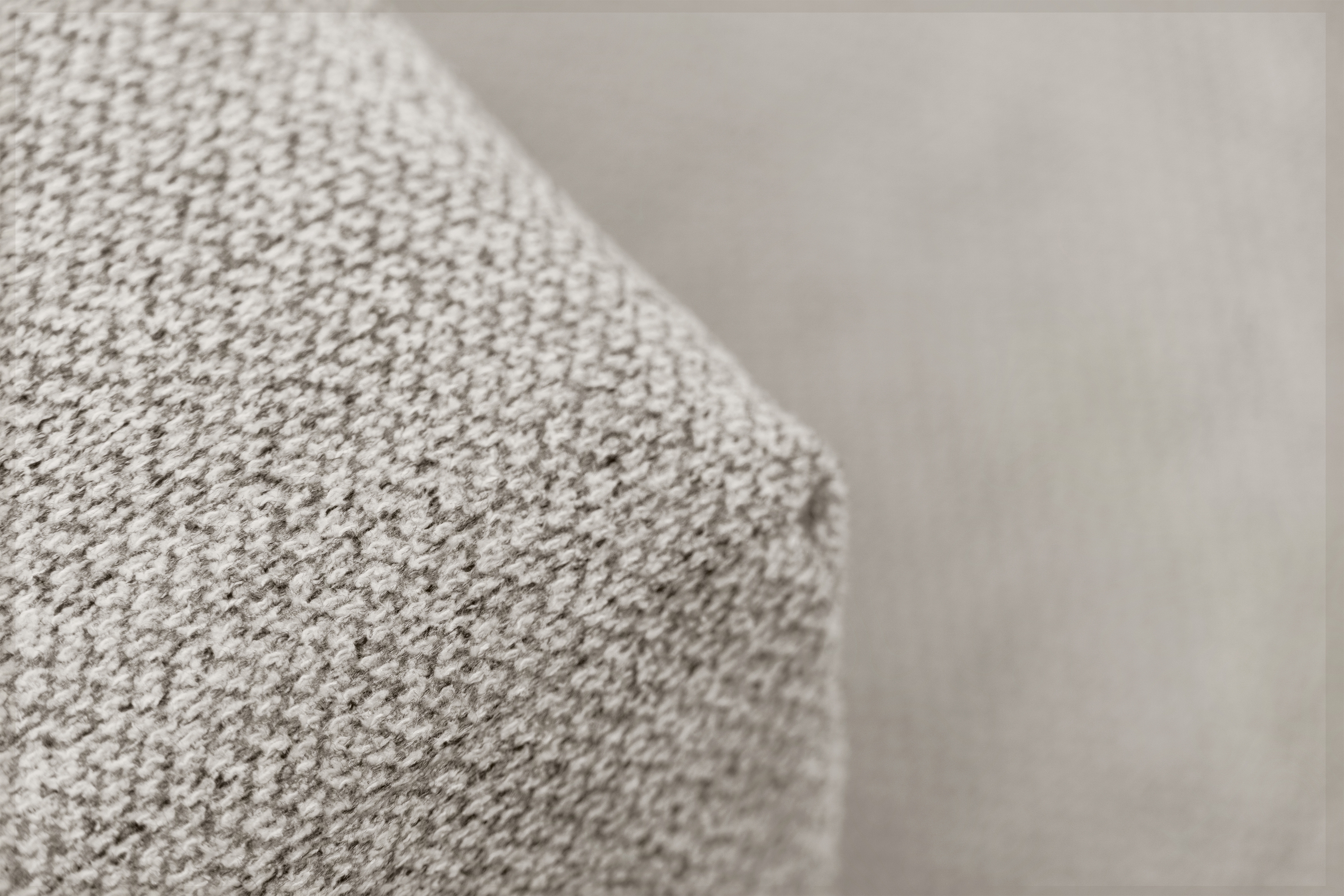 Rozkladacia rohová sedacia súprava Romano L Rohová sedacia súprava s funkciou spánku Romano L