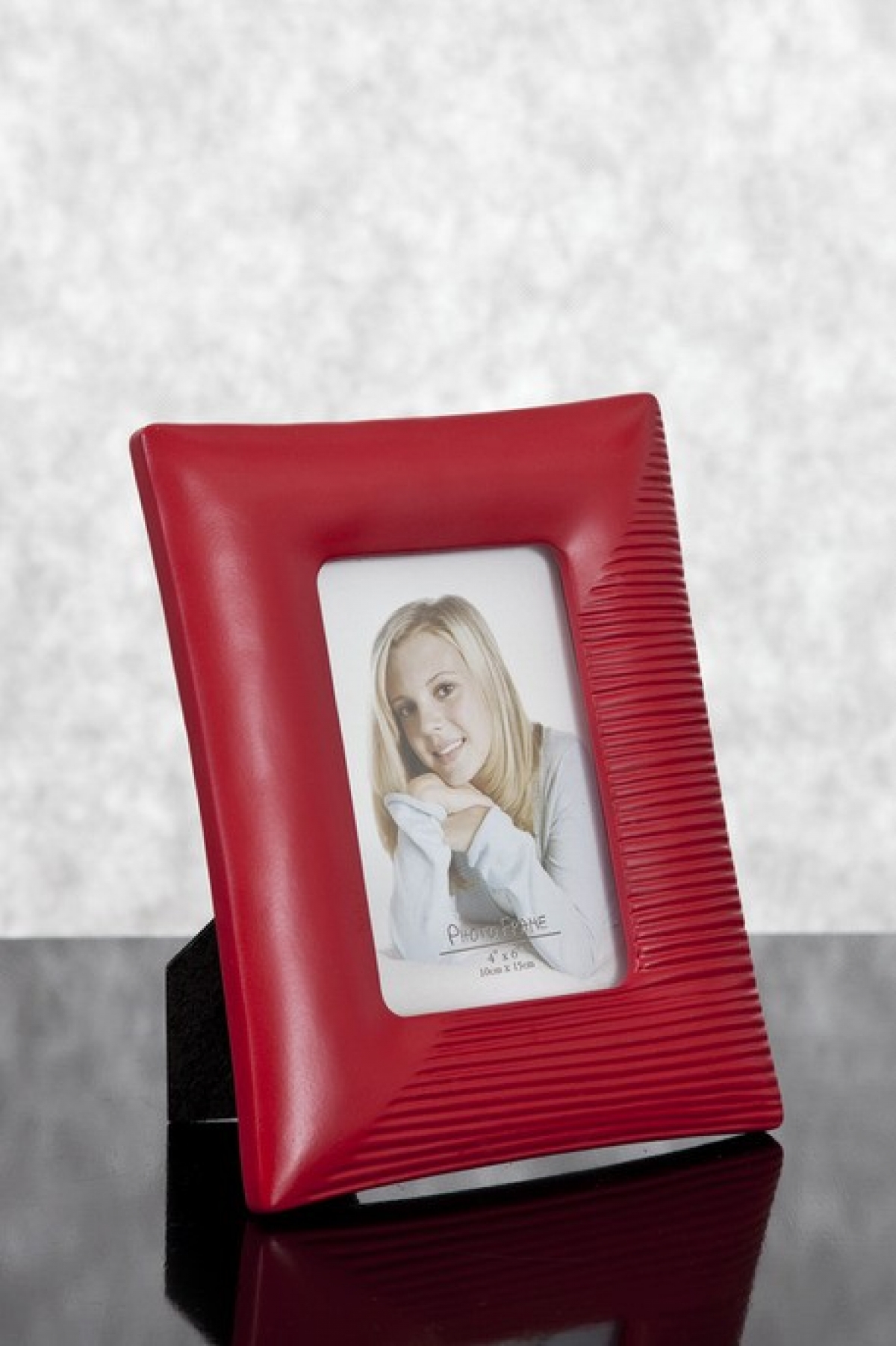 Fotorámeček Foto Max 02 - červená Rámeček na fotku FOTO MAX 02 Červený