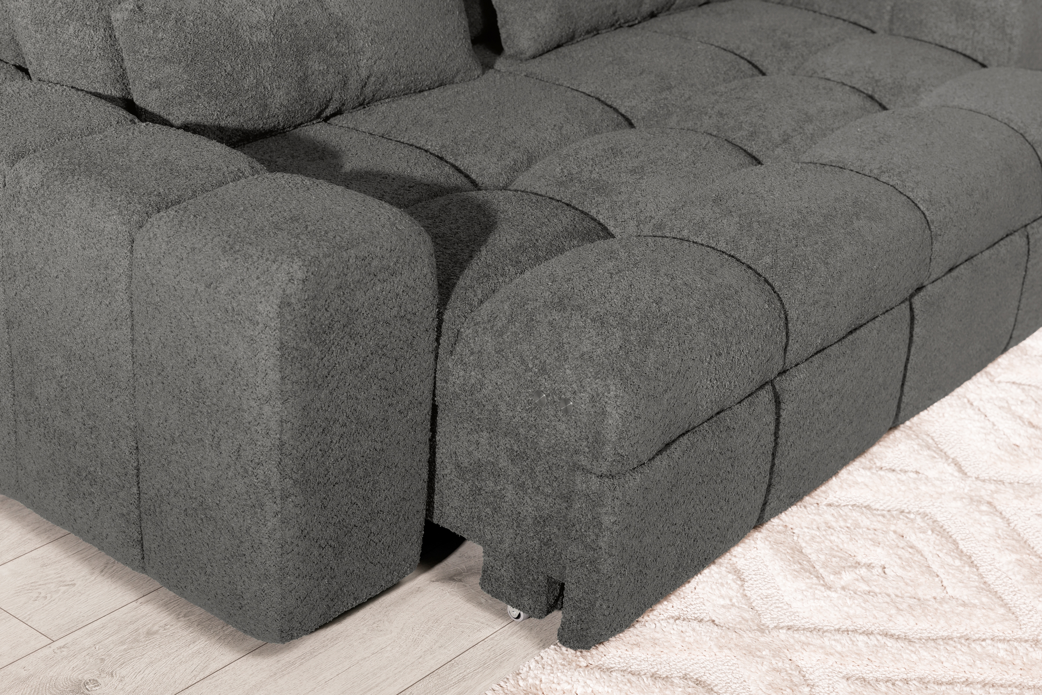 Trojmiestna elektrická pohovka Magnelio III - sivá bouclé Catch Me 25 Pohovka trojmiestna s elektricky výsuvným sedákem Magnelio III - šedá boucel Catch Me 25 