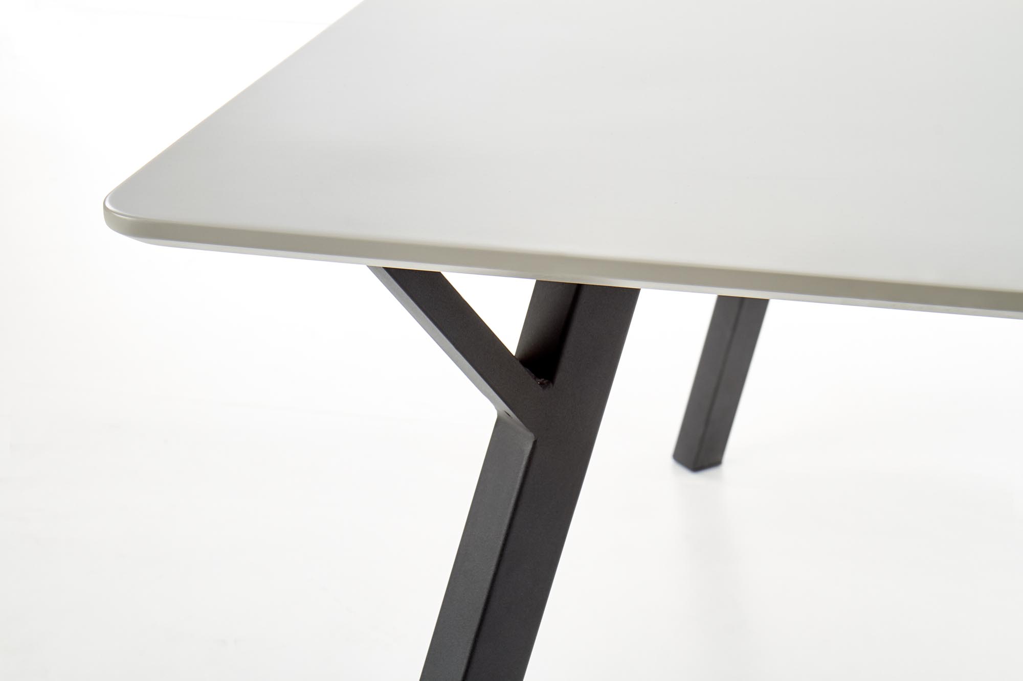 stôl Balrog - Čierny / svetlý popol Stôl balrog - Čierny / svetlý popol