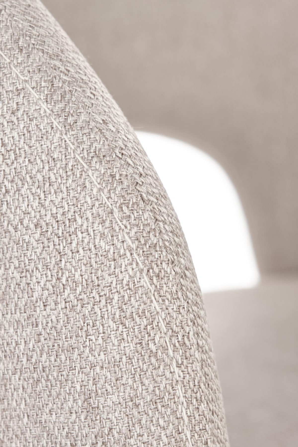 Jedálenská zostava Nerio Nolvari 4+1 – biely mramor / béžová / biela Stôl rozkladany Nolvari z czterema tapicerowanymi krzeslami Nerio - Biely mramor / Béžová / nožičky biale