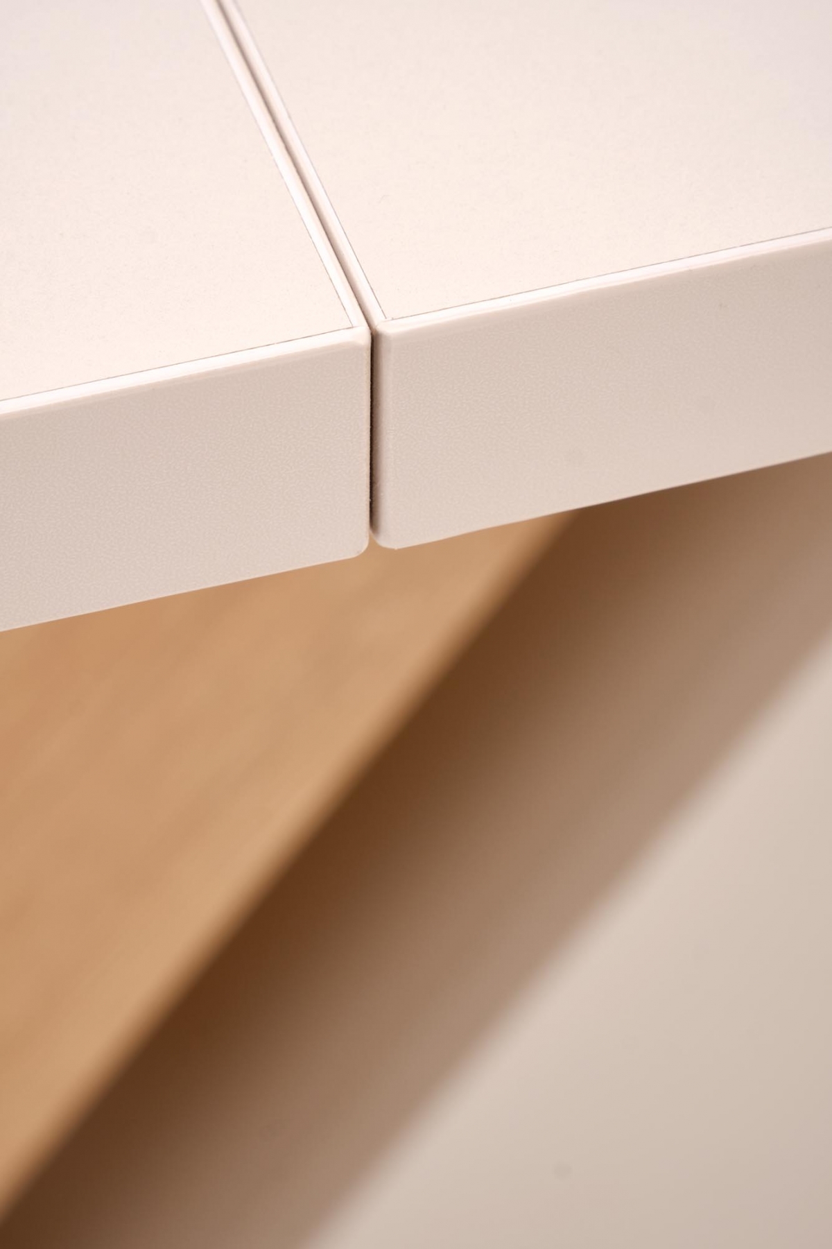 Rozkladací jedálenský stôl Silvano 160-200x90 cm - kašmír / dub cremona Stôl rozkladany Silvano 160-200x90 cm - kašmír / Dub cremona