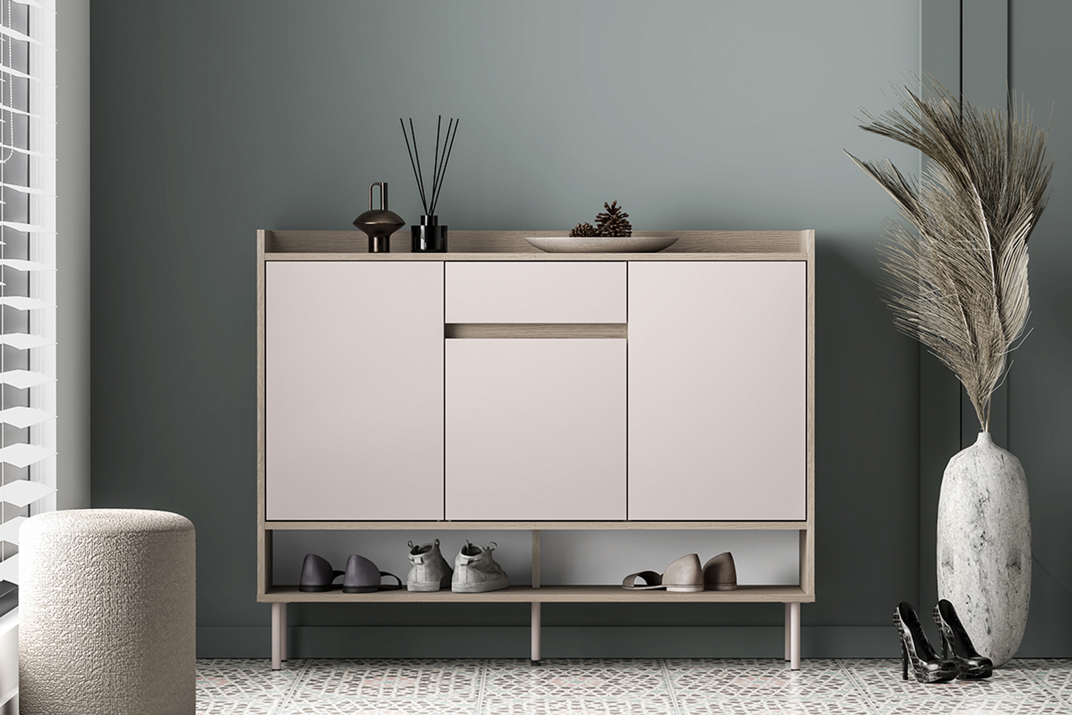 Botník Tivano 02 120 cm - kašmír / dub cremona skříňka na boty Voco 02 120 cm - kašmír / dub cremona