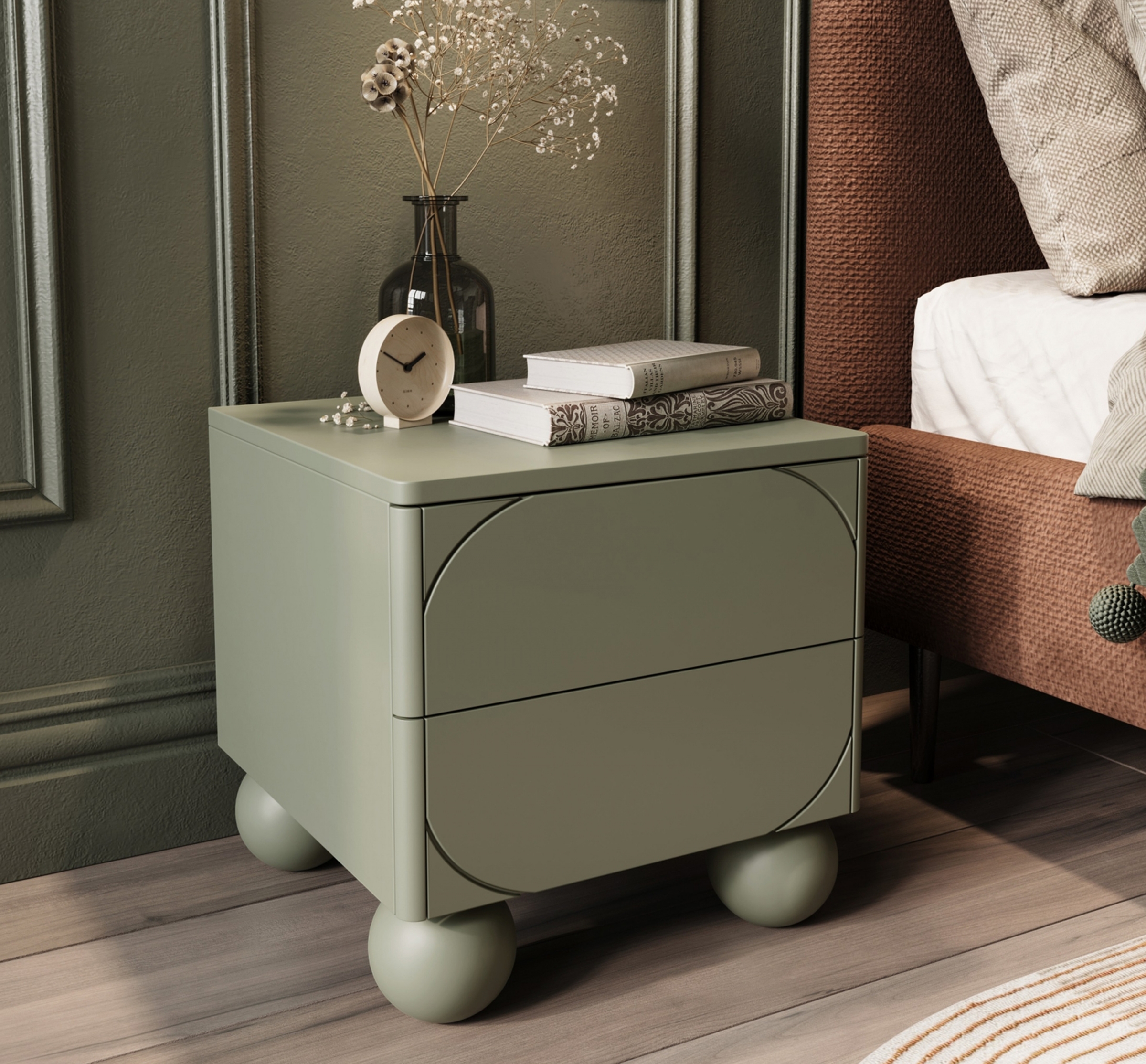 Noční stolek Sonatia II 45 cm na kulovitých nožkách - olivová Noční stolek z dwoma zásuvkami Sonatia II na nogach kulach 45 cm - olivová