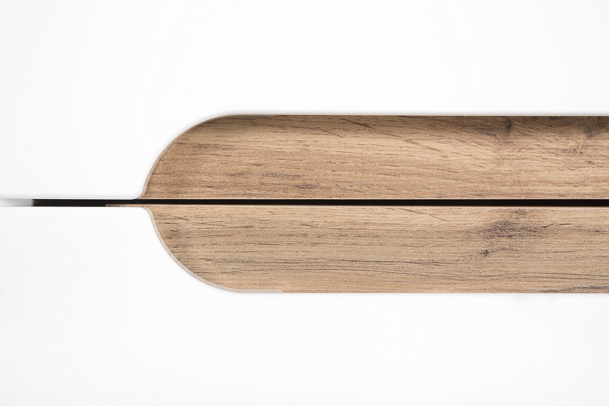 Skrinka vysoká do kúpeľne Bali White New 805 - Dub wotan / biely lesk Skrinka vysoká do kúpeľne Bali White New 805 - Dub wotan / biely lesk