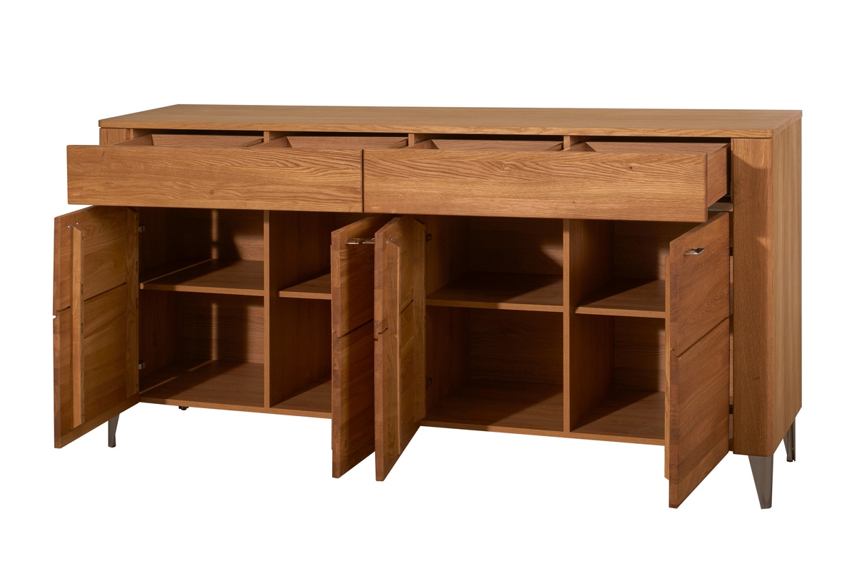 Zostava nábytku do jedálne Latina Štvordverová vitrína - vnútro 