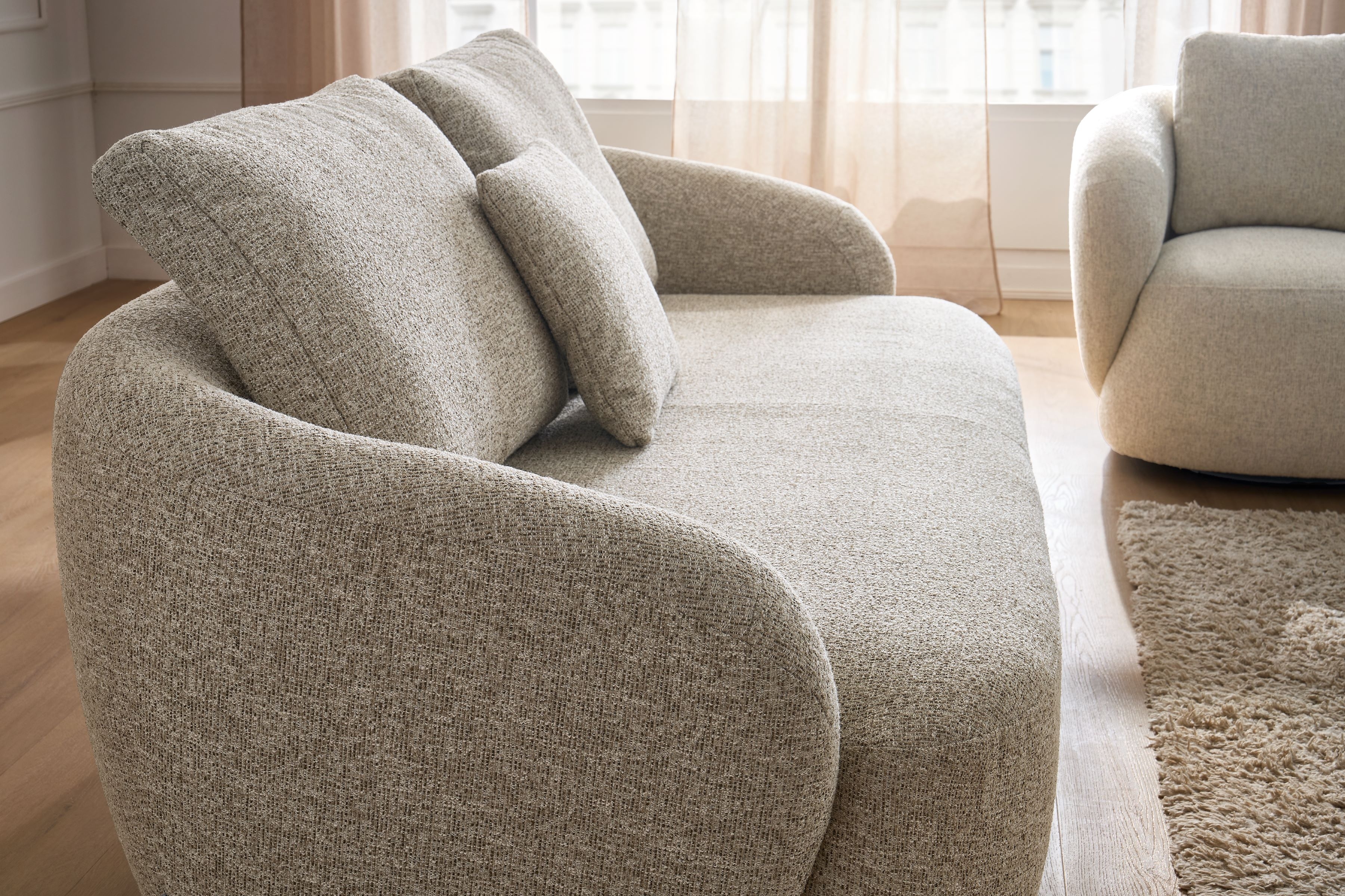 Čalouněný set Finezal - pohovka 3místná + otočné křeslo Komplet čalouněná Pohovka Finezal 3-os + Křeslo obrotowy