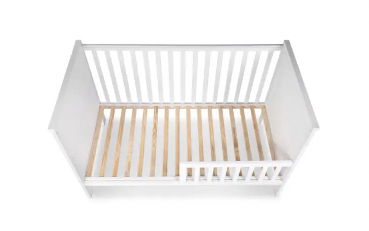 drevená posteľ dla niemowlaka so zábradlím Iwo - Biely, 140x70 posteľ niemowlece Iwo 