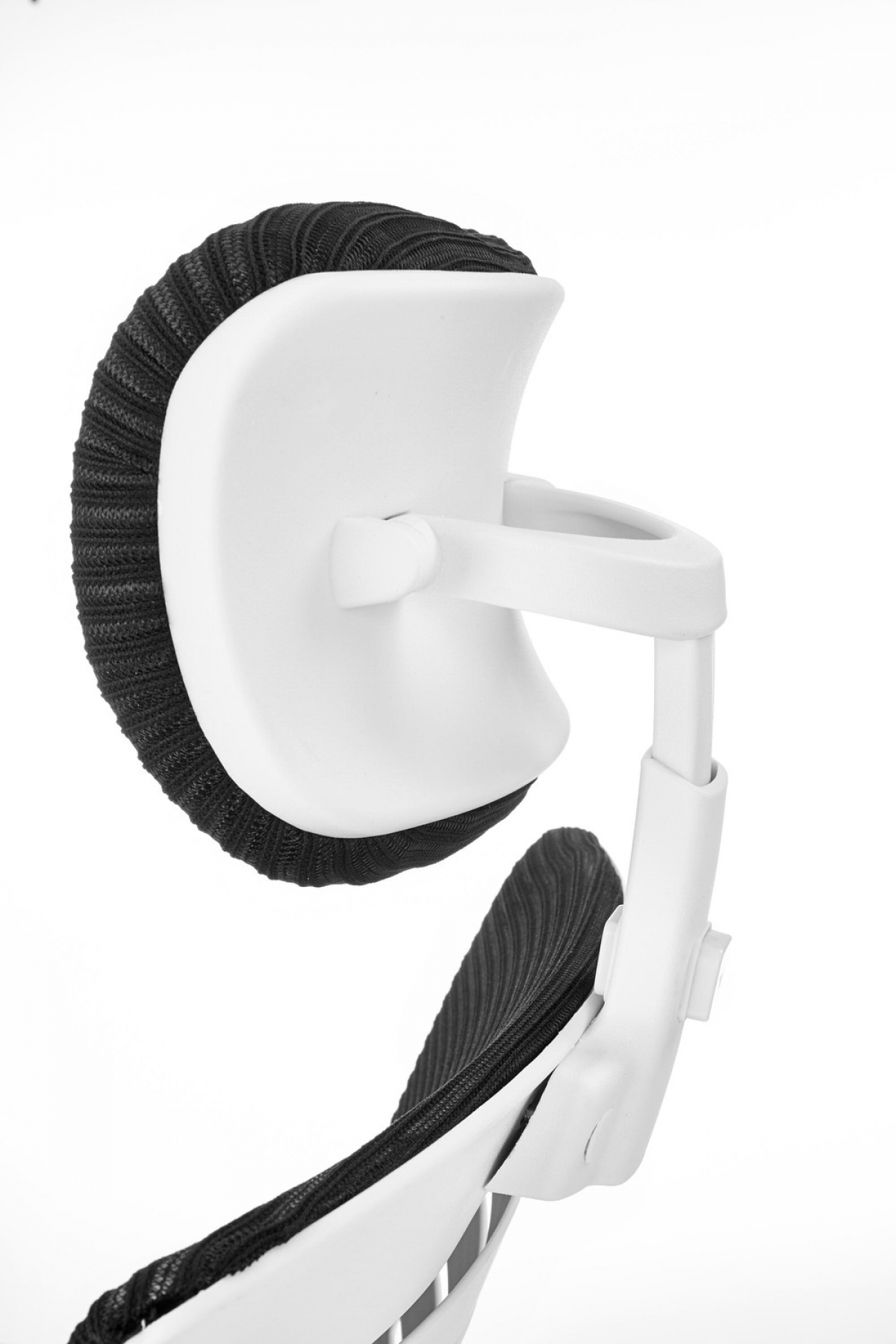Kancelářská židle Socket - bílá / černá Kancelářske křeslo z regulowanym zaglowkiem