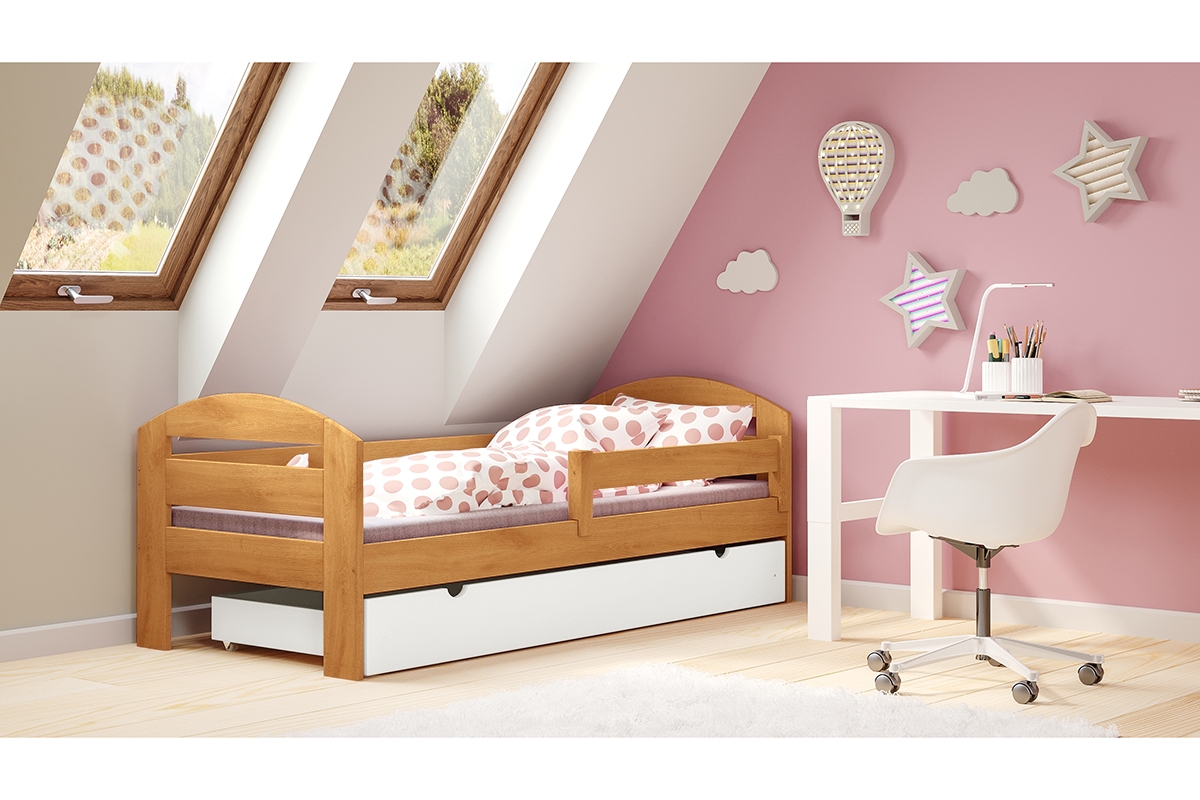 Dřevěná dětská postel Wiola postel w barevným odstínu olchy