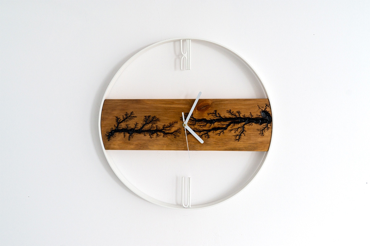Dřevěné nástěnné hodiny KAYU 08 Olše v Loft stylu - Bílý - 45 cm Drewniany zegar ścienny KAYU 08 Olcha w stylu Loft - Biały - 45 cm