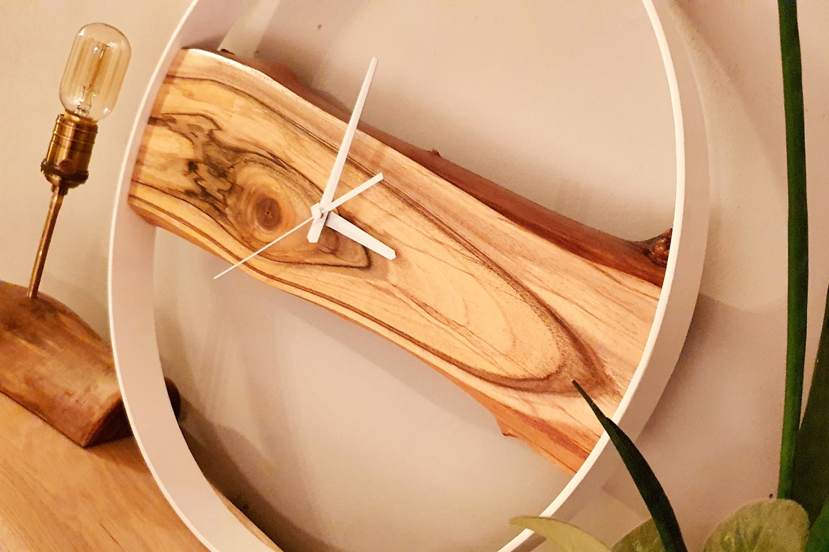 Dřevěné nástěnné hodiny KAYU 15 Ořech v Loft stylu - Bílý - 50 cm nástěnné hodiny