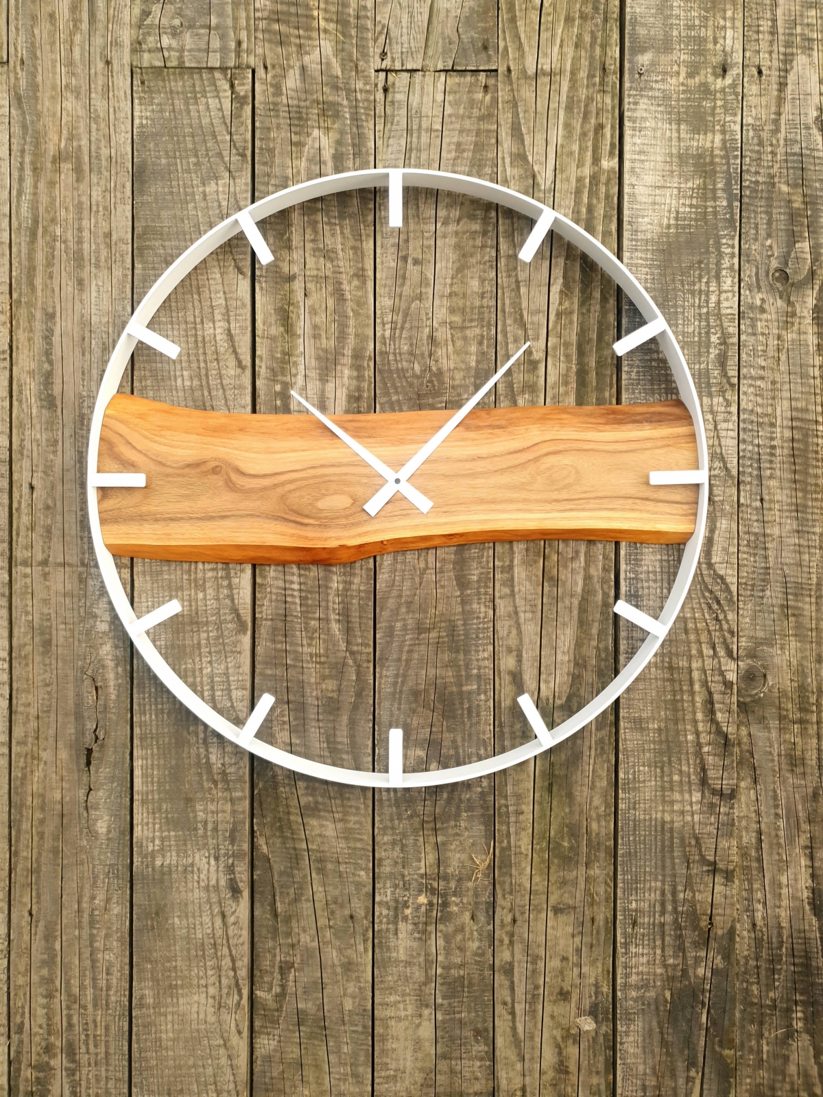 Dřevěné nástěnné hodiny KAYU 30 Ořech v Loft stylu - Bílý - 70 cm Dřevěné nástěnné hodiny KAYU 30 Ořech v Loft stylu