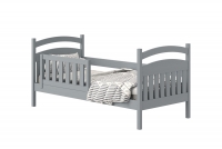 dřevěná dětská postel Amely - Barva šedý, rozměr 80x160 dřevěnýpostel z barierka w szarym barevným odstínu 