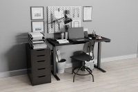 Terin íróasztal, elektromosan állítható magasság - 120 cm - fekete íroasztal elektryczne Terin z regulacja wysokosci 135 cm - fekete 