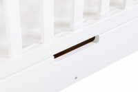 Dřevěná dětská postýlka Iwo 120x60 se zásuvkou - bílá biale postel z szuflada na hračky 