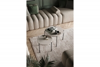 Kulatý kávový stolek Sonatia 45 cm - kašmírová konferenční stolek okragly Sonatia 45 cm - kašmír - aranzacja
