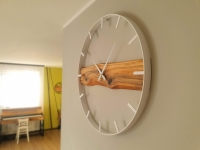 Drevené nástenné hodiny KAYU 26 Orech v Loft štýle - Biela - 70 cm 