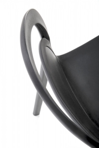 K490 Stolička plastik Čierny(1p=4szt) Stolička z tworzywa sztucznego k490 - Čierny
