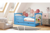 Drevená detská posteľ s tabuľou na kreslenie Amely 90x190 Certyfikat Modré Detská posteľ so zásuvkami