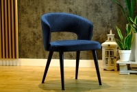 Scaun din lemn Luna cu scaun tapițat - Albastru marin Monolith 77 / negru Picioare granatowe Židle z czarnymi nogami