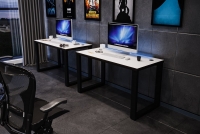 psací stůl gamingowe Seman 135 cm na stalowych nogach z tasma LED - bílý / černý  psací stůl gamingowe Seman na stalowych nogach z tasma LED - bílý / černý 