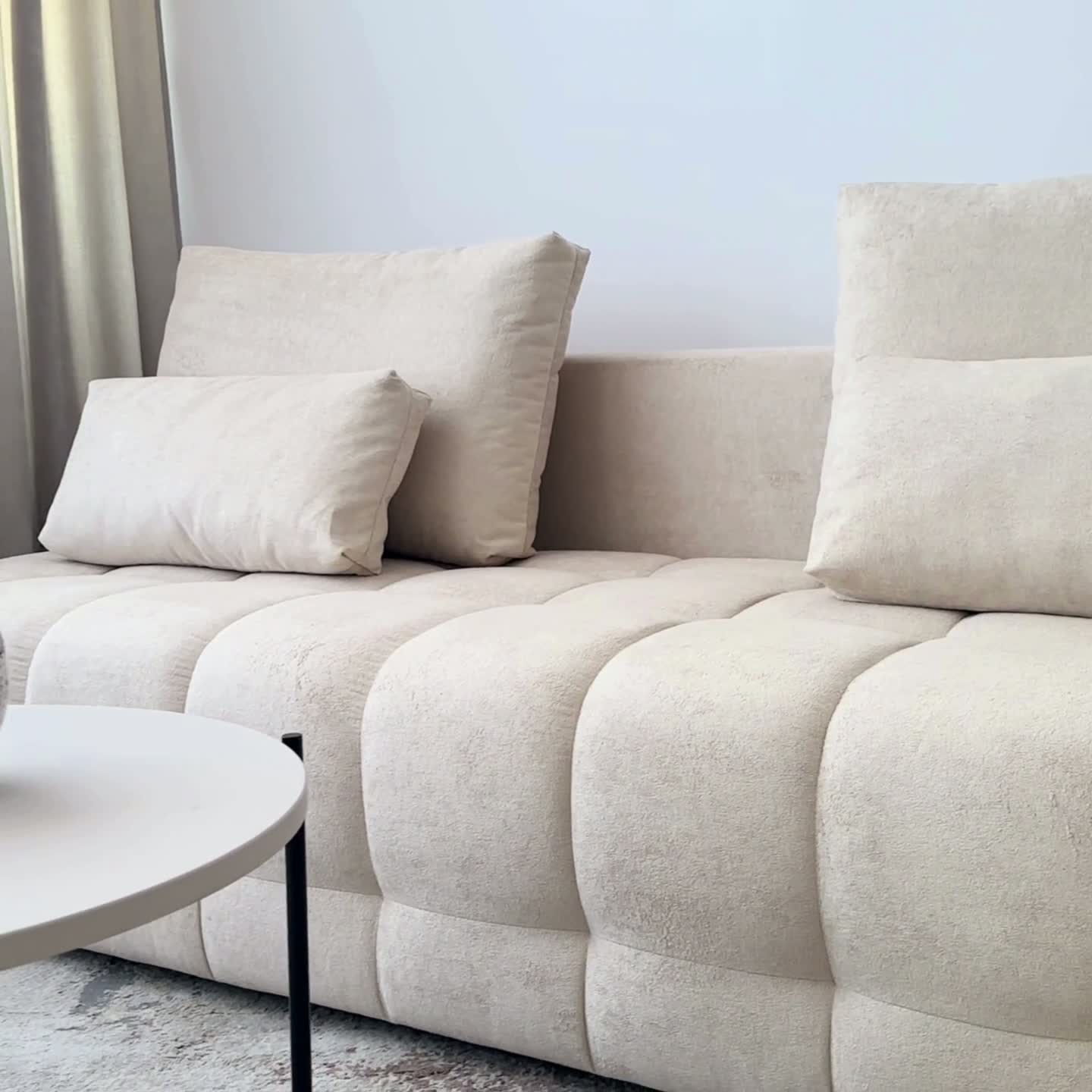 Rozkladacia pohovka Tuko s úložným priestorom – béžová pletenina Freya 210.03 Pohovka Tuko rozkladana S vnútorným úložným priestorom- Béžová dzianina Freya 210.03