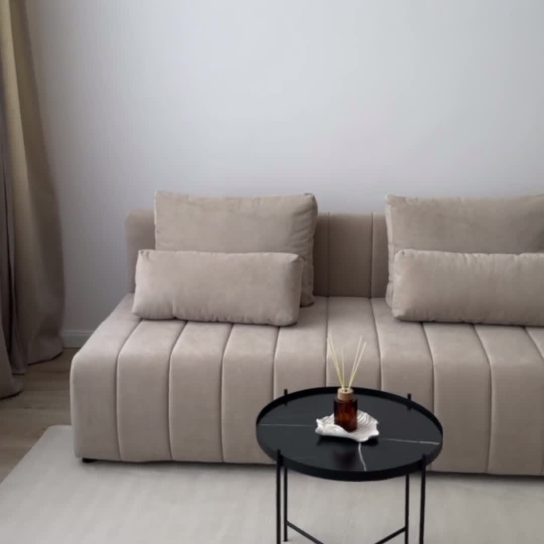 Rozkladacia pohovka Neli - tmavomodrý velúr Kronos 9 Pohovka s funkciou spánku Neli rozkladana S vnútorným úložným priestorom- námornícka modrá velúr Kronos 9