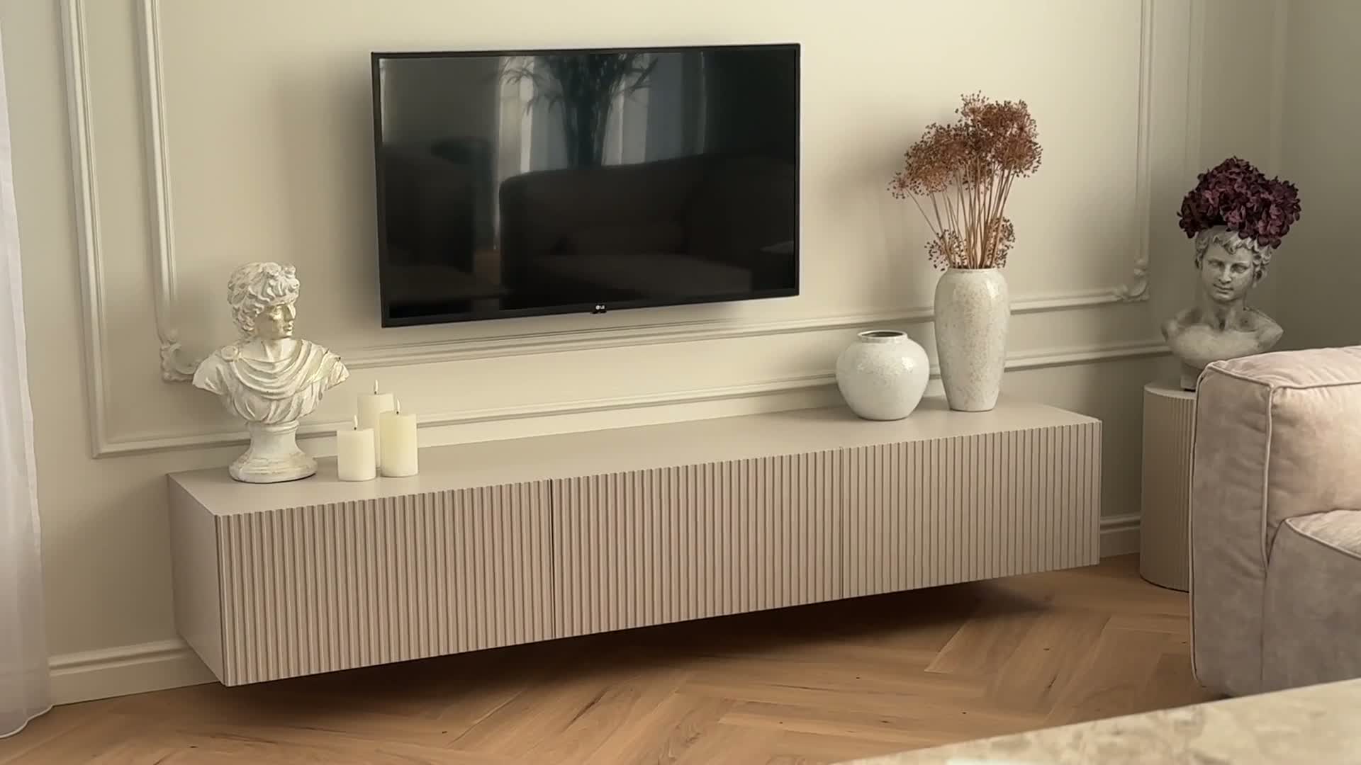 Závesný TV stolík Nicole 200 cm so zásuvkou - biely mat TV skrinka závesná Nicole 200 cm z szuflada - biely mat