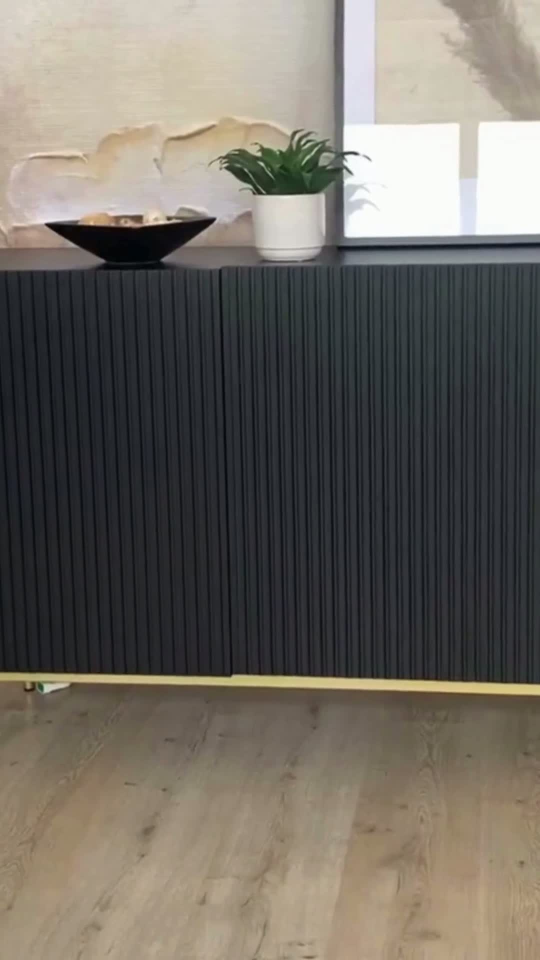 Komoda Nicole 200 cm na kovových nohách - kašmír / černé nohy Komoda do obývacího pokoje