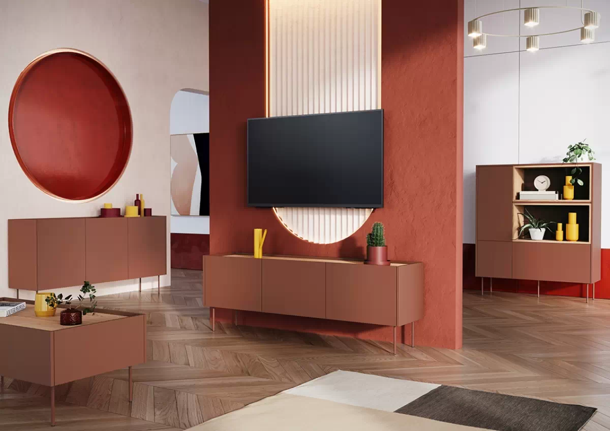TV stolek Desin se skrytou zásuvkou a kovovými nohami 170 cm – červený / ceramic red / dub nagano – Výprodej z expozice Skříňka RTV Desin z ukryta szuflada i metalowymi nogami 170 cm - Červený / ceramic red / dub nagano - Výprodej z expozice