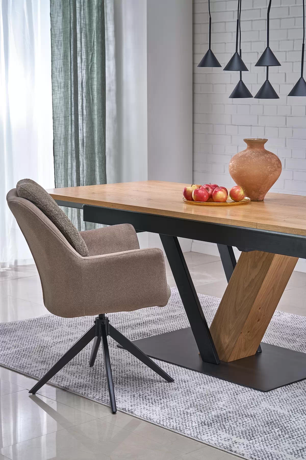 K591 židle hnědá (1p=2szt) židle čalouněné orbia obrotowe - brazowe / černé nožičky