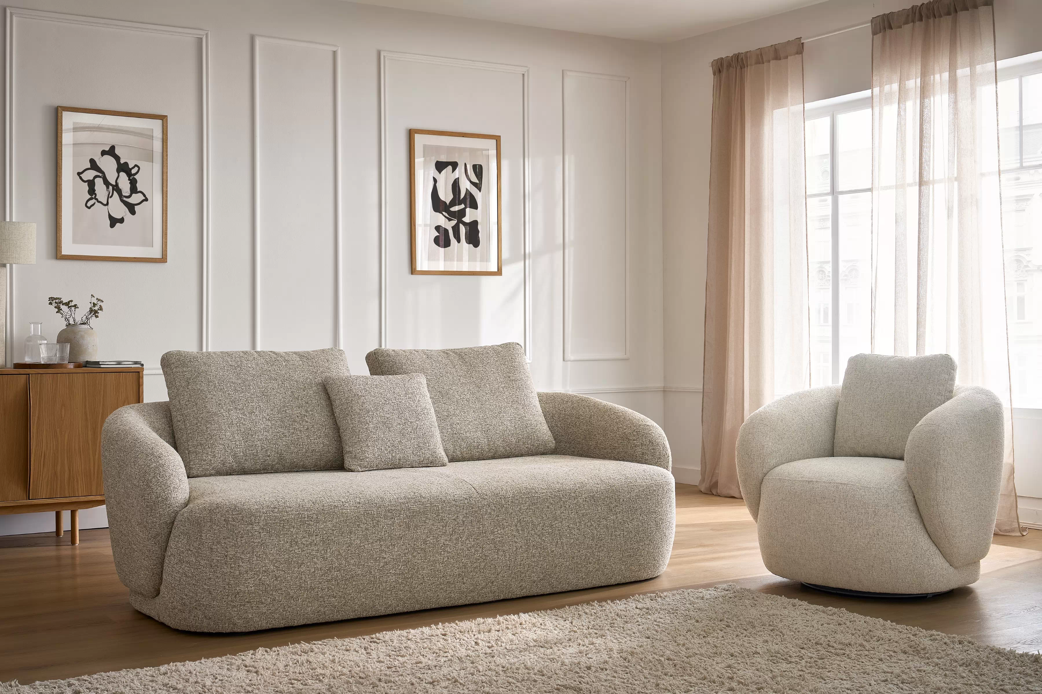 Trojmístná pohovka Finezal Pohovka Finezal třímístná