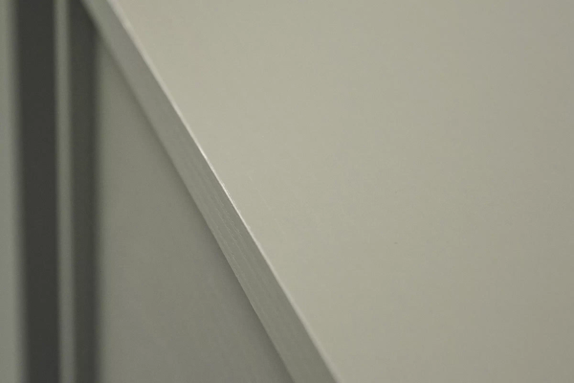 TV stolík Lotina III 2K1S 180 cm - eukalyptus / čierny nožičky TV skrinka Lotina III 2K1S z szuflada 180 cm - eukaliptus / čierny nožičky