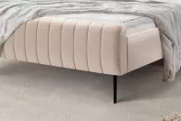 Manželská postel Nicole 160x200 - béžový samet Velluto 2 / černé nohy Postel pro ložnice Nicole 160x200 - béžová welwet Velluto 2 / Nohy černá