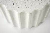 Biely konferenčný stolík Tiaris 41 cm - biele lastriko Stolík kawowy Tiaris 41 cm - biale lastryko